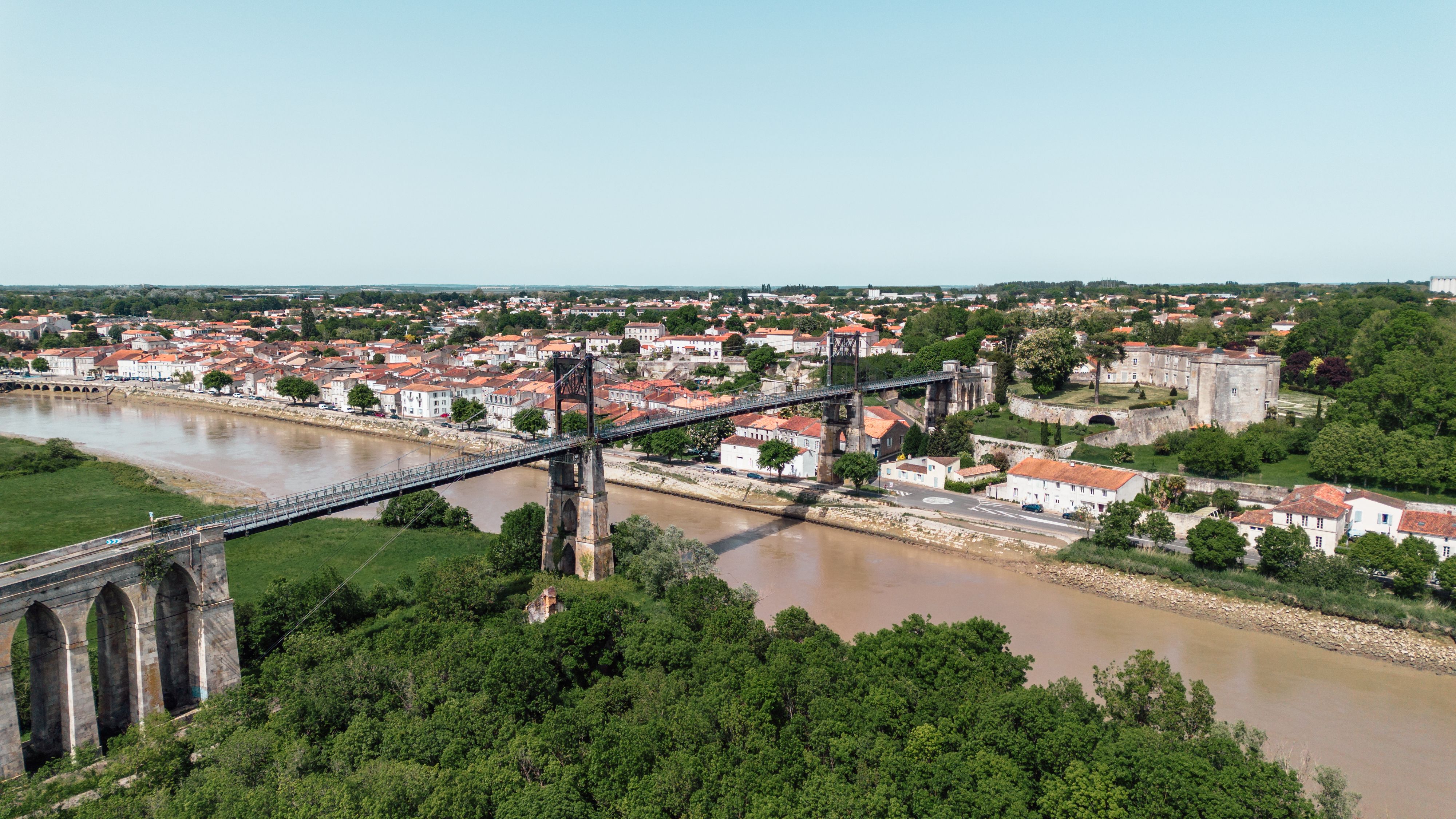 Le Pont suspendu en lice pour le